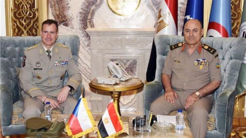 الفريق أسامة عسكر