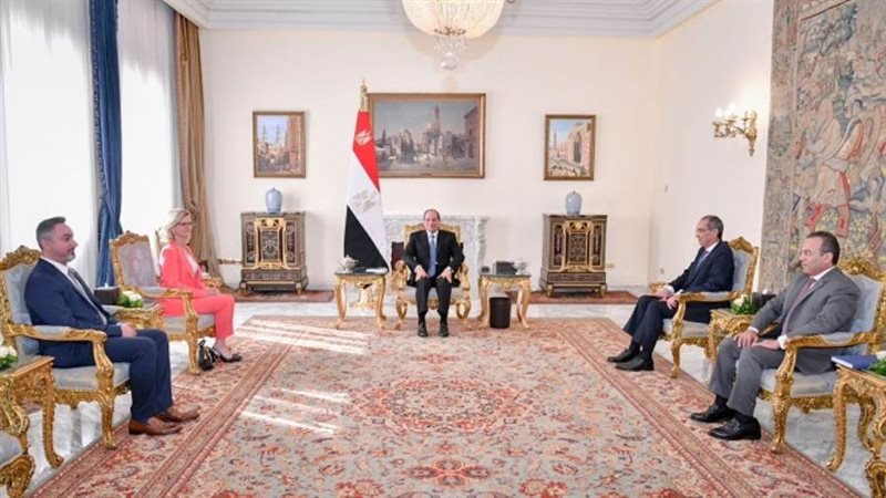 تعزيز التعاون مع