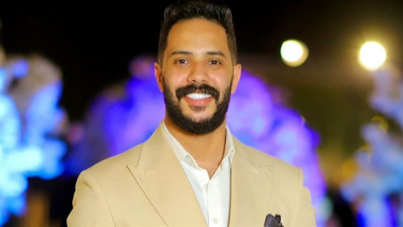 الفنان محمود هليل