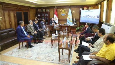محافظ كفر الشيخ يناقش أعمال تطوير بحيرة البرلس وسبل دعم الصيادين وأسرهم