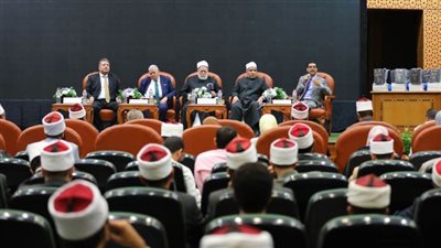 بدء الندوة الشهرية لمجلة الأزهر حول 