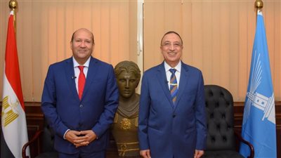 محافظ الإسكندرية يتابع المبادرة الوطنية للمشروعات الخضراء الذكية 