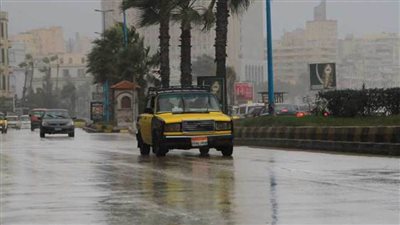 أمطار خفيفة على الإسكندرية واستمرار الملاحة بالميناء