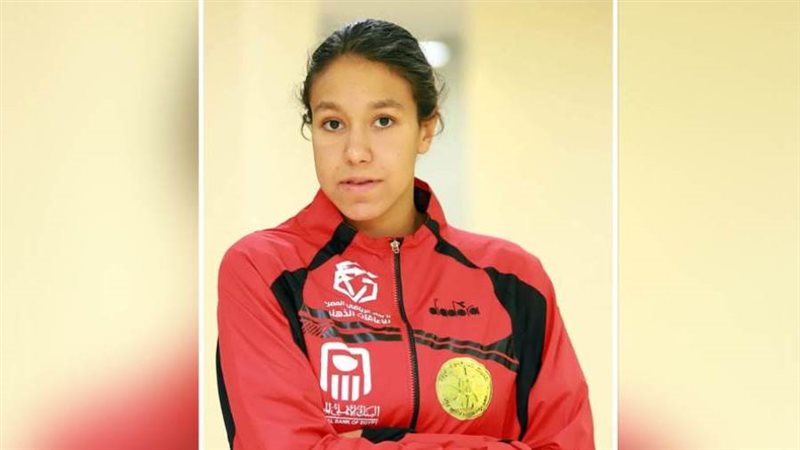 فاطمة الصاوي سباحة