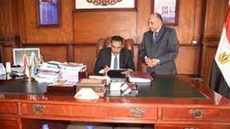 محافظ مطروح يعتمد