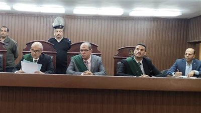 الخميس المقبل.. محاكمة ضابط سابق و4 آخرين لاتهامهم بسرقة شخص بشبرا الخيمة