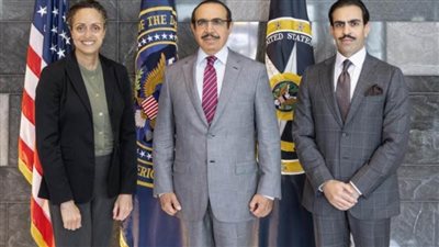وزير داخلية البحرين يلتقي النائب الأول لمدير الاستخبارات الأمريكية