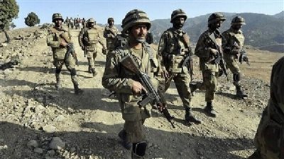  باكستان: مقتل 3 جنود و3 مسلحين في اشتباك على الحدود الأفغانية