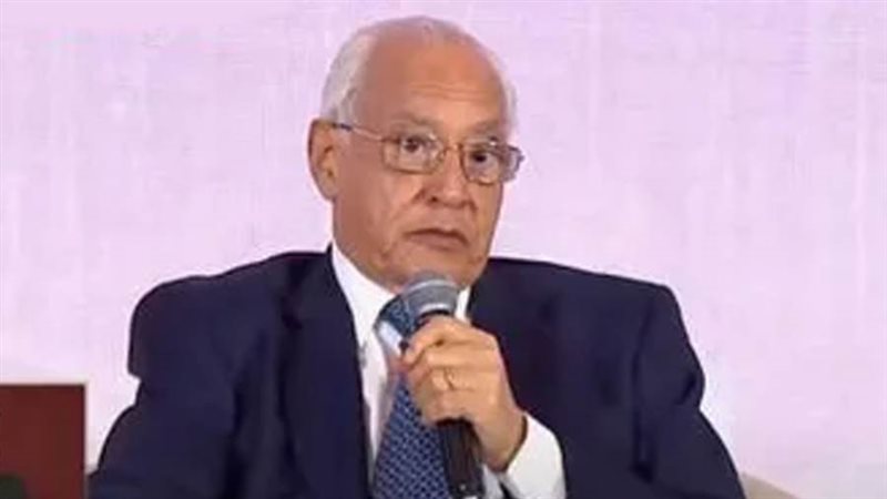 الدكتور على الدين