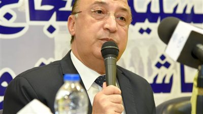 محافظ الإسكندرية يتابع بدء امتحانات الثانوية العامة ويؤكد اتخاذ كافة الإجراءات الاحترازية