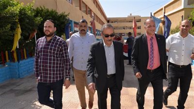 محافظ الإسماعيلية يتفقَّد لجان امتحانات الثانوية العامة للعام الدراسي ٢٠٢٢/ ٢٠٢٣ 