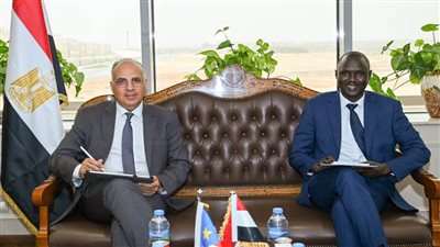 وزير الري يستقبل نظيره الجنوب سوداني ويؤكد اهتمام مصر بتلبية احتياجات أشقائها من دول حوض النيل
