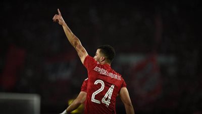 ماذا قالت القلعة الحمراء عن رأسية محمد عبدالمنعم الذهبية؟