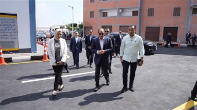 الرئيس السيسي يشكر العاملين بمجمع الخدمات التكنولوجية  بالبحيرة على جهودهم في خدمة المواطنين