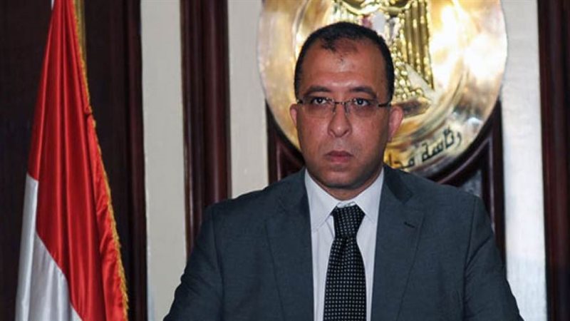 الدكتور أشرف العربي