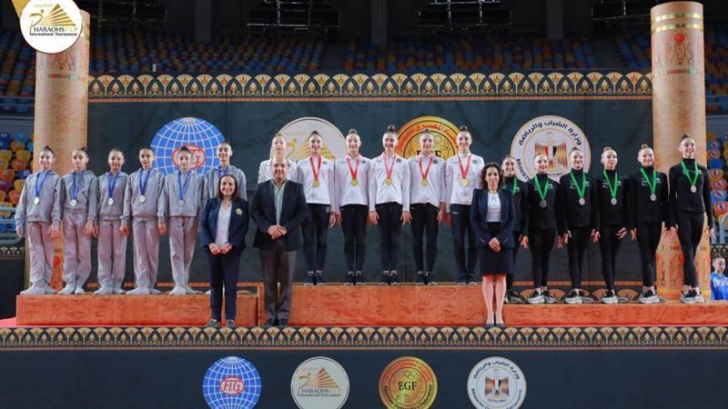 د. إيهاب أمين مع