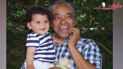 رحل أحد أعمدة روزاليوسف .. وداعًا الصحفي الكبير عاصم حنفي