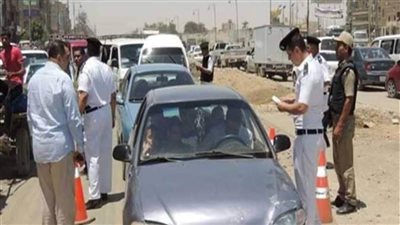 استمرار الحملات المرورية بشوارع سوهاج وضبط ٢٩٨ مخالفة متنوعة