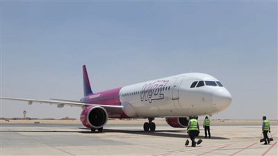 عاجل.. مطار سفنكس الدولي يستقبل أولى رحلات شركة Wiz Air