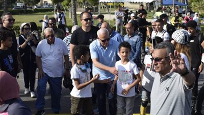 عاجل.. محافظ بورسعيد يعطي إشارة انطلاق ماراثون 