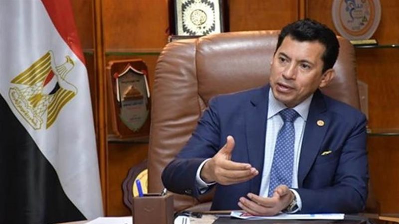 وزير الشباب والرياضة