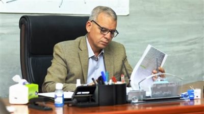 استكمال تنفيذ شبكة الطرق بمدينة العبور الجديدة تسهيلا لحركة المواطنين