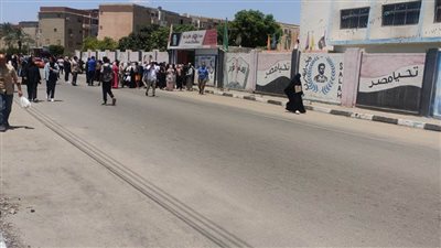 طلاب الإسماعيلية: العربي في مستوى الطالب المتوسط فيما عدا النحو