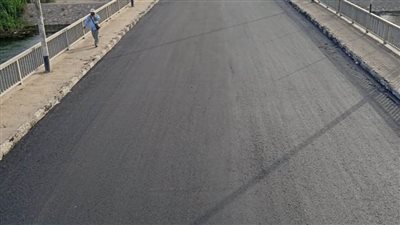 محافظ أسيوط: الانتهاء من رصف كوبري فزارة بمدينة القوصية ضمن خطة تحسين شبكة الطرق الداخلية