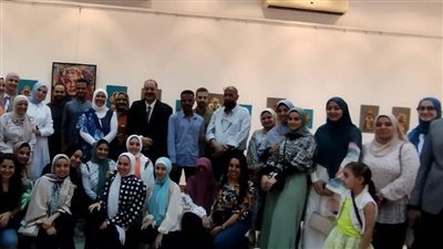 معرض جولة إبداعية يطوف في حنايا الفن بقصر ثقافة أسيوط