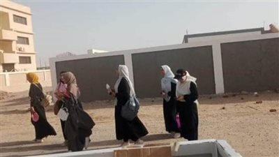 توافد 1998 طالبًا وطالبة على 11 لجنة ثانوية عامة بالوادي الجديد 