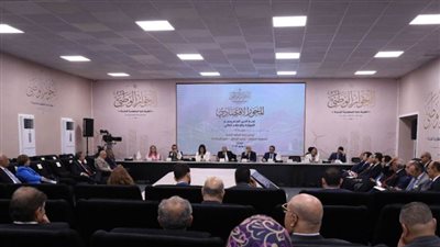 مشاركون بلجنة الدين العام بالحوار الوطني يؤكدون ضرورة زيادة الإيرادات لدورها في دعم بناء الاقتصاد