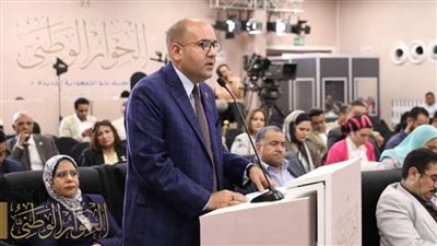 مصطفى أبوزيد يطالب بإطلاق استراتيجية موحدة للصناعة المصرية