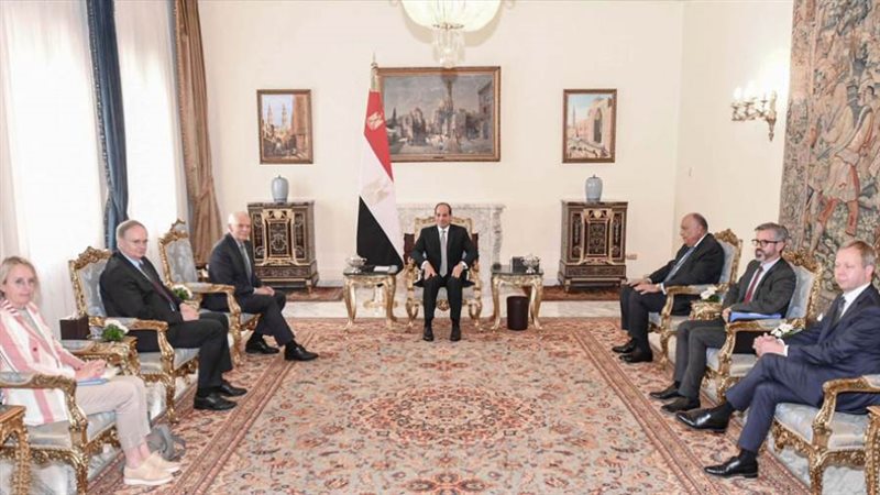 الرئيس السيسي يستقبل