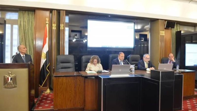 دكتور مؤمن معاذ يوصي