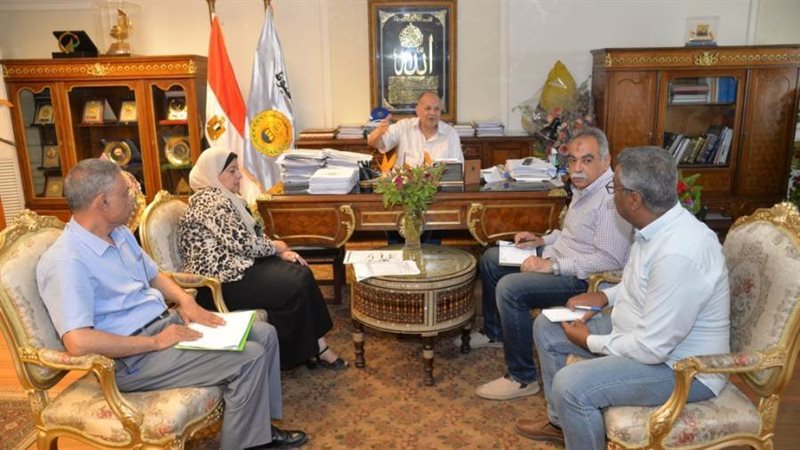 محافظ أسيوط يطرح