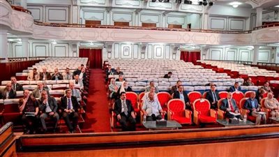 3 دورات تدريبية بكلية الآداب جامعة بني سويف