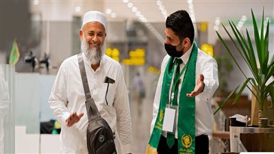 مطار الملك عبدالعزيز بجدة يستقبل 180 حاجًا من دولة مقدونيا