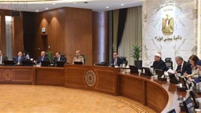 رئيس الوزراء يلتقي رئيس صندوق التنمية الحضرية لاستعراض عدد من ملفات العمل