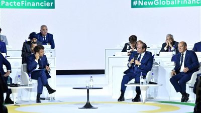 عاجل.. ماذا قال الرئيس السيسي وقادة العالم في الجلسة الختامية بقمة باريس؟