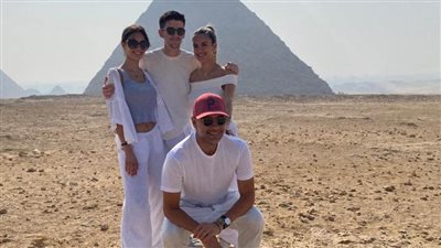 بيب جوارديولا وأسرته في زيارة خاصة لمصر  