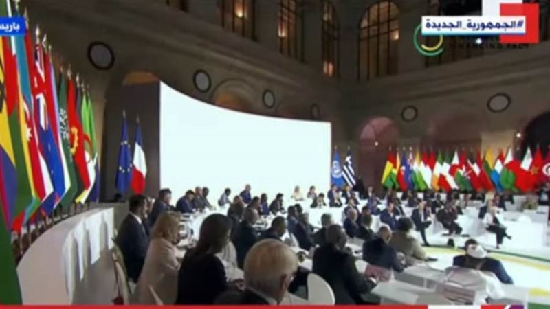 انطلاق الجلسة الختامية