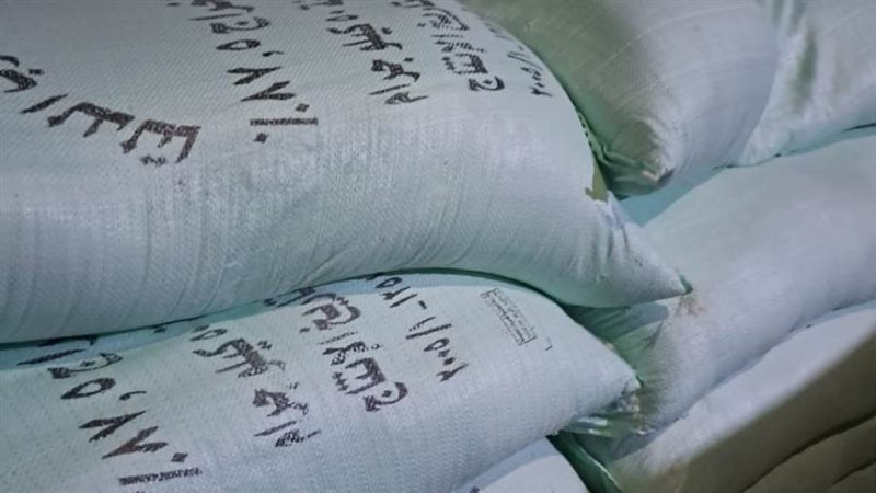 ضبط مخبزين لتصرفهم