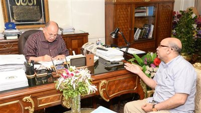 محافظ أسيوط يوافق على 257 طلب أجازة لبعض العاملين بمديرية الصحة والسكان بالمحافظة