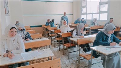 غياب 109 طلاب وطالبة عن امتحان مادتي الكيمياء والجغرافيا بالثانوية العامة بالقليوبية
