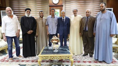 محافظ المنيا يشيد بلجنة المصالحات في إنهاء الخصومات الثأرية بين العائلات 