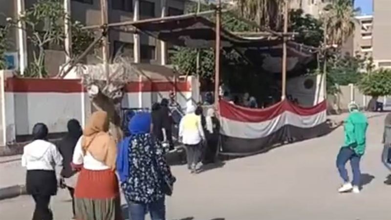 دخول الطلاب اللجان