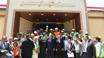  محافظ بني سويف ووزير الإسكان يفتتحان معرض شباب مصر ب40 مليون جنيه