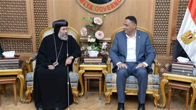 محافظ الدقهلية يستقبل الأنبا صليب أسقف ميت غمر للتهنئة بعيد الأضحى 