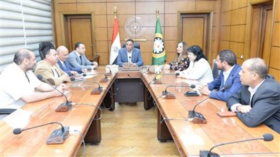 محافظ الدقهلية يوجه بحصر مصانع المنطقة الاستثمارية بميت غمر