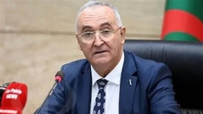 وزير المالية الجزائري يبحث آليات انضمام بلاده إلى بنك التنمية الجديد